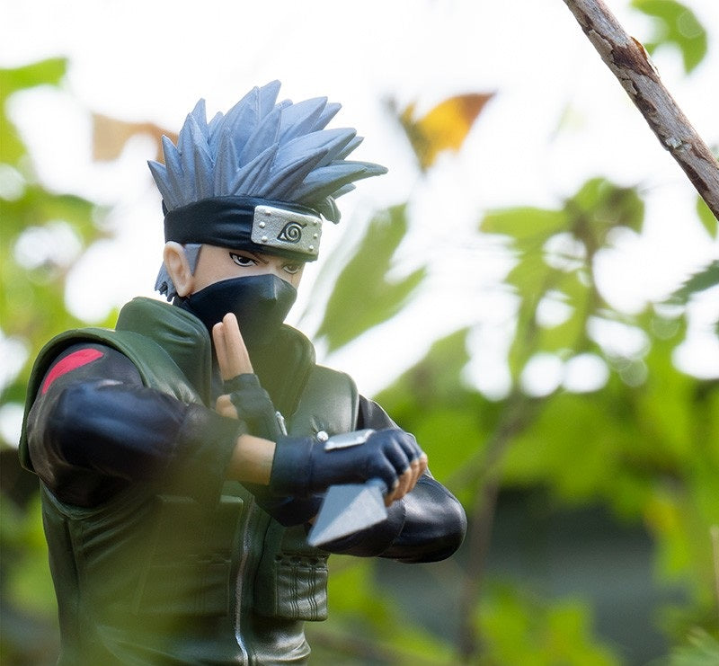 Kakashi Figurine - Naruto Shippuden