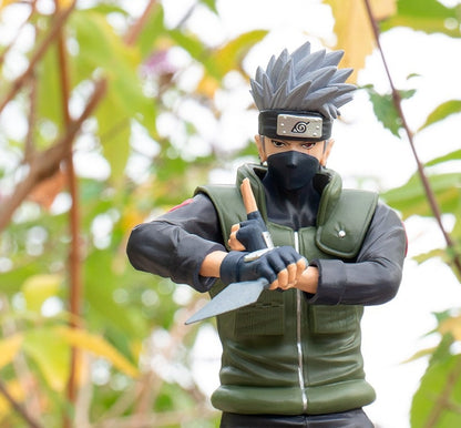 Kakashi Figurine - Naruto Shippuden